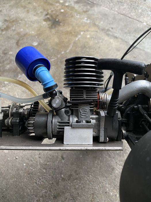 GS Racing - Carrinho telecomandado a Gasolina