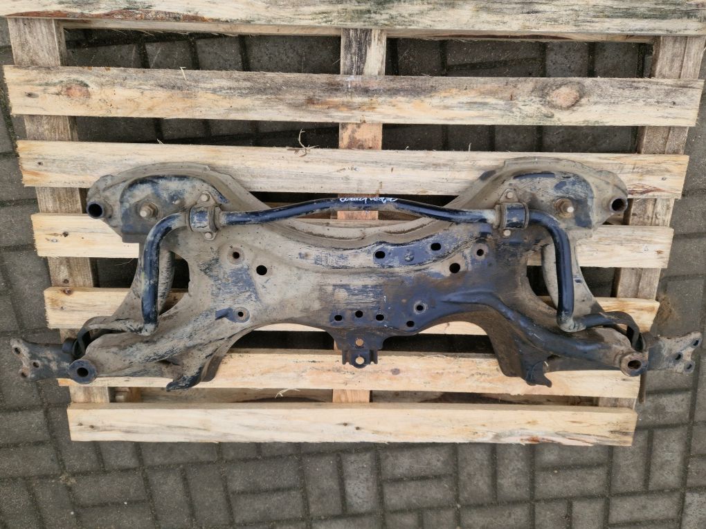 Sanki wózek zawieszenie wahacze przód Toyota Corolla Verso II 04-09