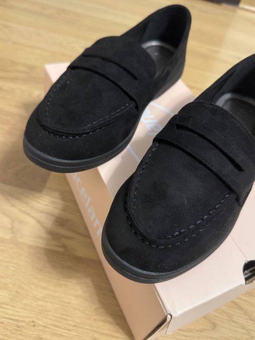 Продам женские лоферы