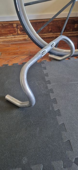 Cinelli ergo touch 42 cm guiador
