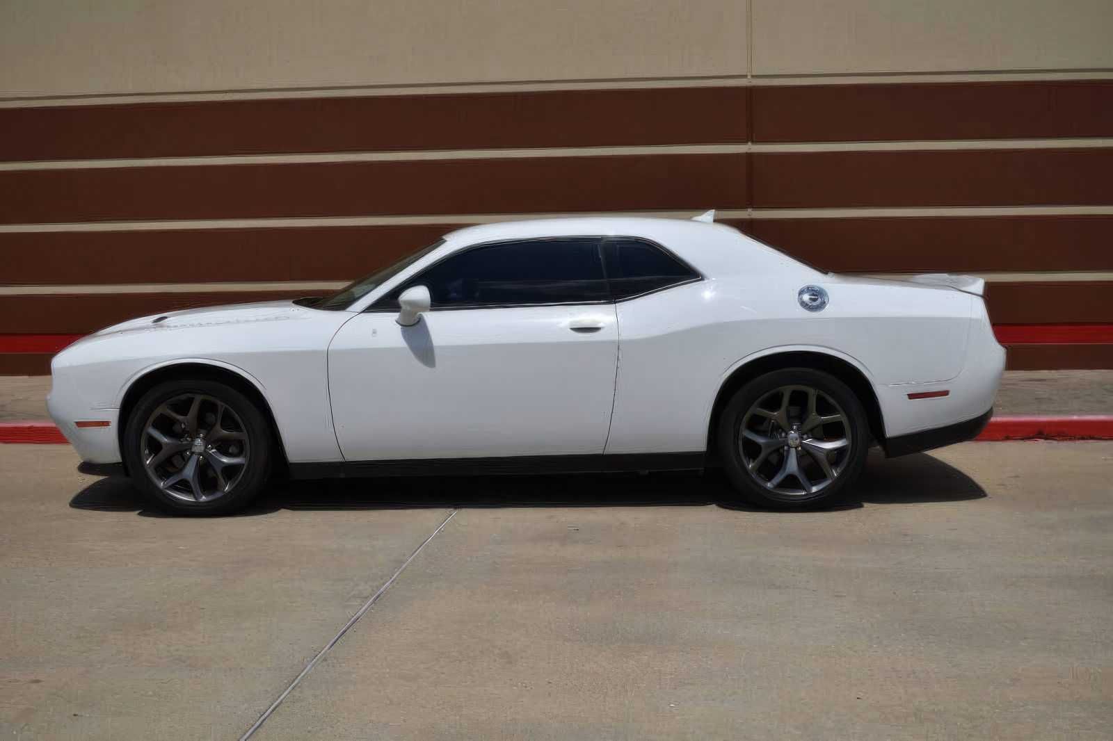 2020 Dodge Challenger SXT