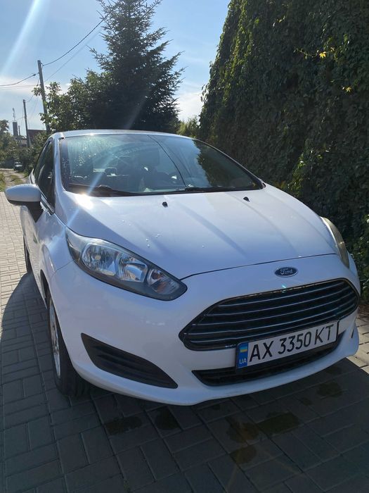 Ford Fiesta 2018 седан