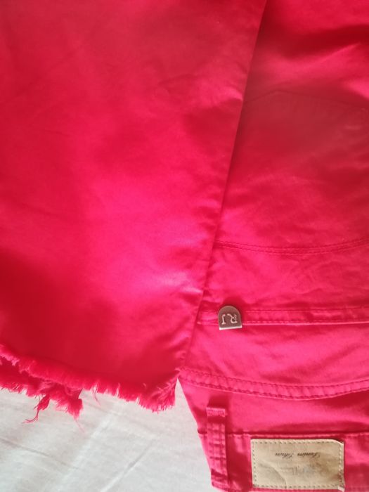 Calça da Rossodisera+Blusa branca