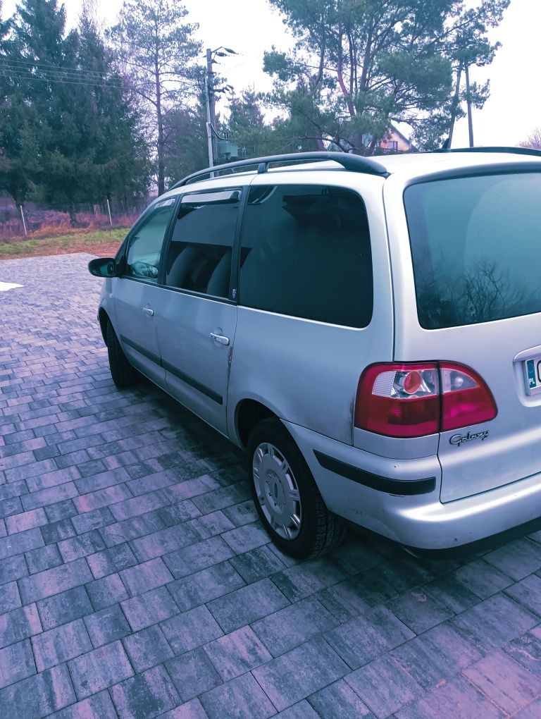 Ford Galaxy 2,8 vr6 gaz automat