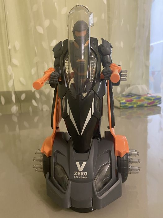 Продам музичну іграшку