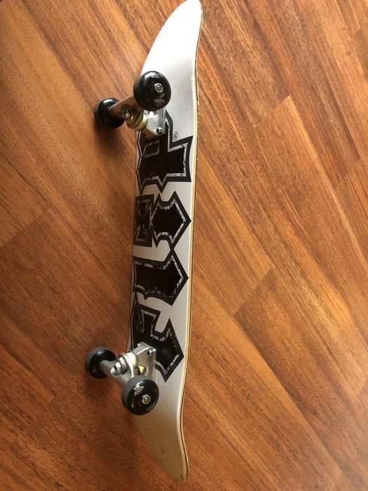 Skate Flip 7.5 HKD completo