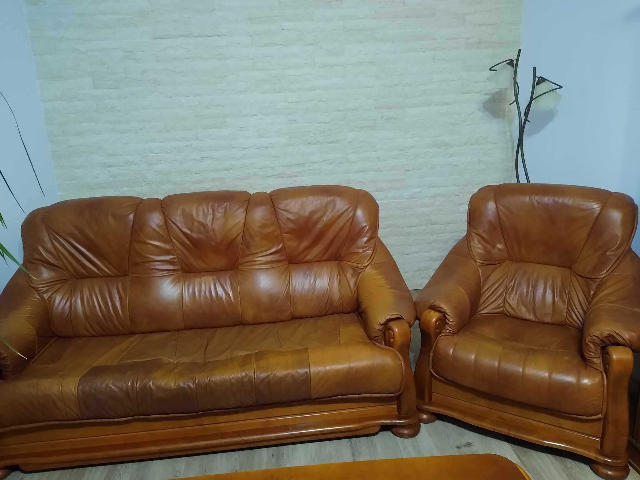 komplet mebli dębowych: kanapa rozkładana + 2 fotele