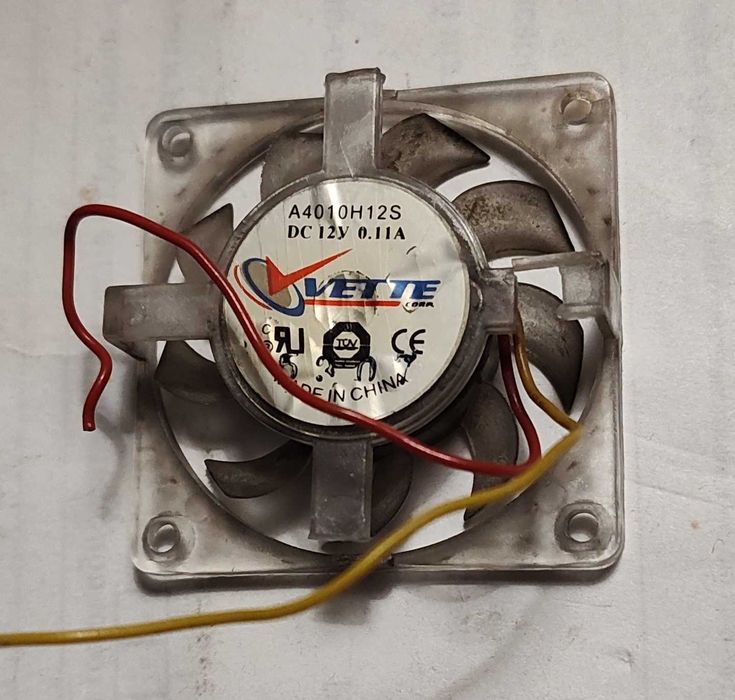 Кулер для чипсета відеокарти A4010H12S Vette Colorful CF-12407S 12В