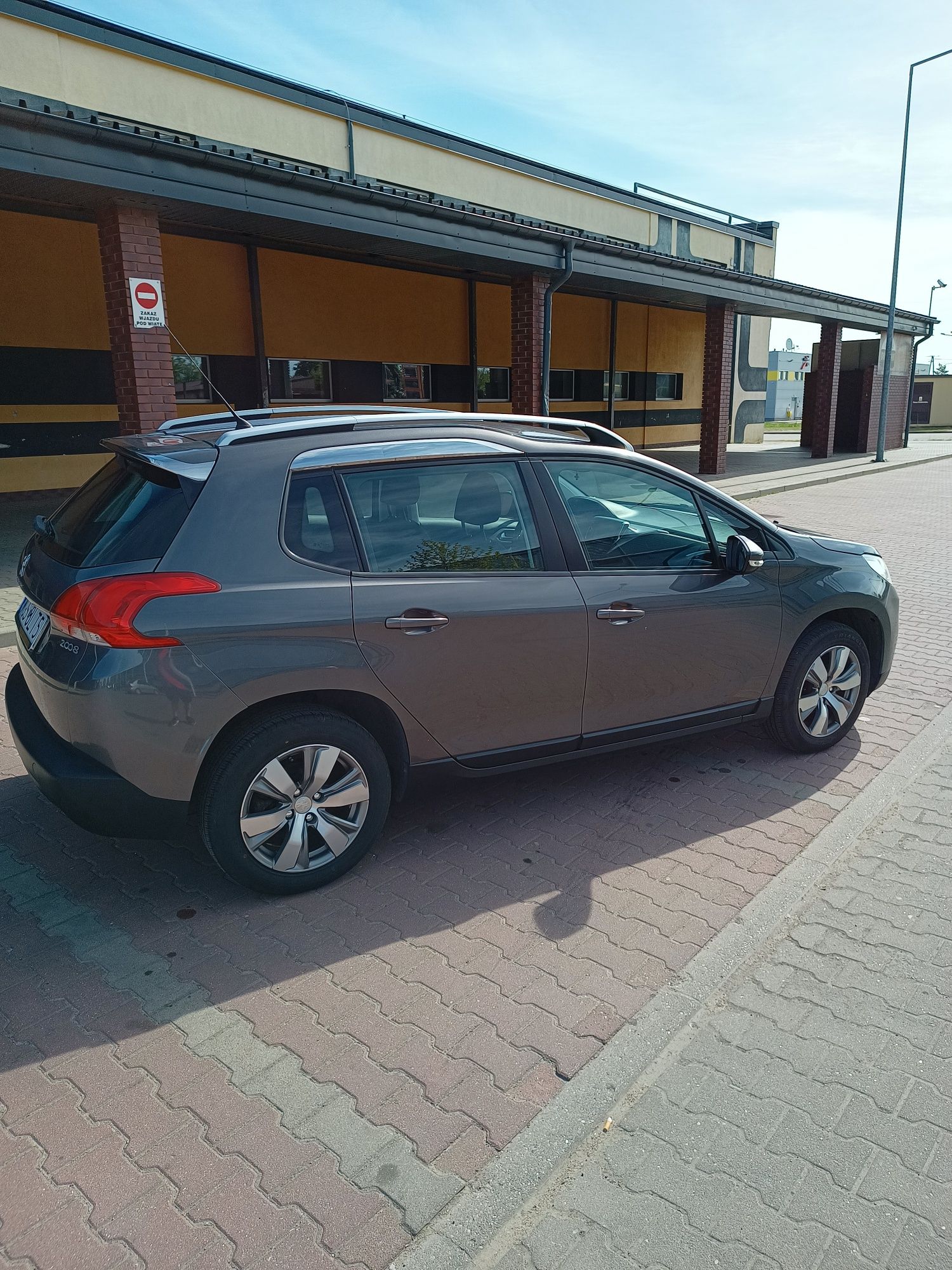 Peugeot 2008 1,2 Puretech 2013r.