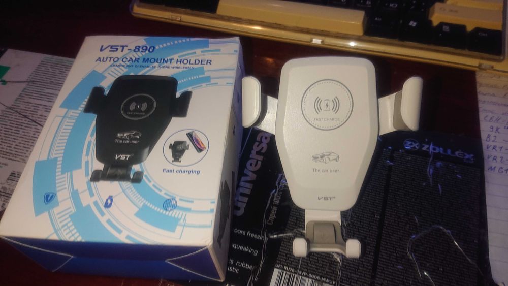 автомобільна бездротова зарядка vst-890 біла