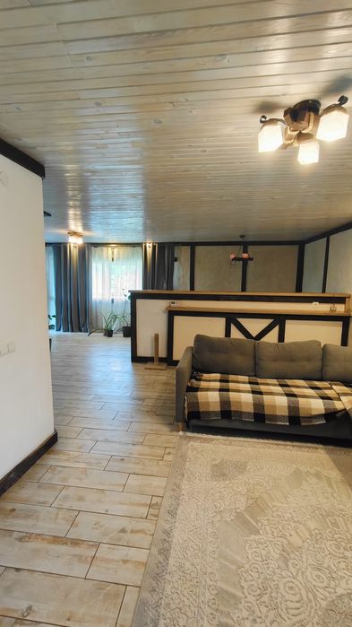 Продаж незвичайного будинку!