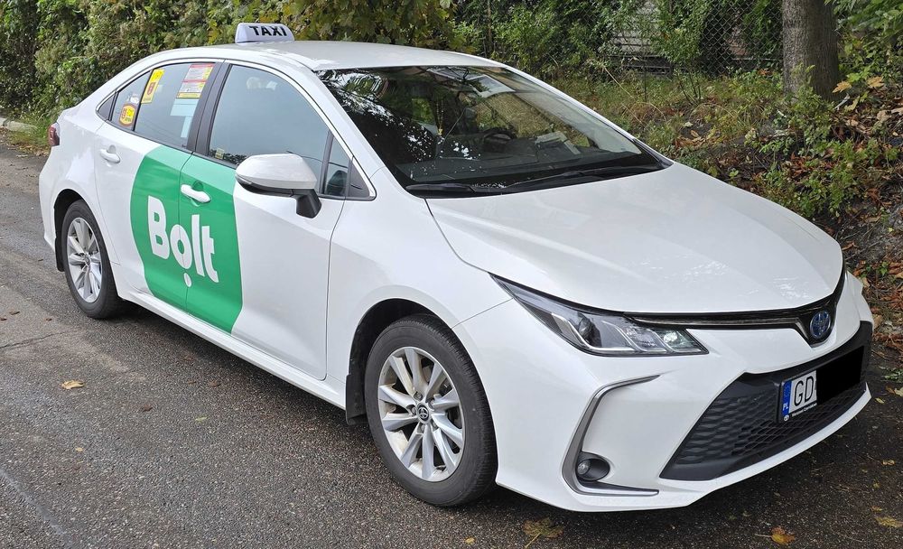 Wypożyczalnia samochodów iTaxi wynajem auta PARTNER FreeNow UBER BOLT