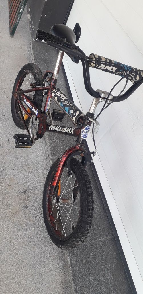 Trotinet hello kyty e bicicletas