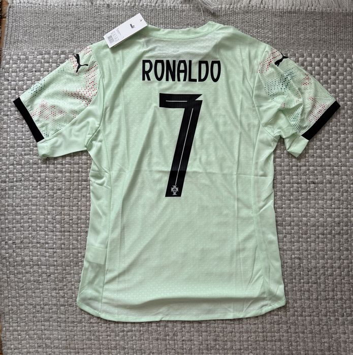 Camisola Cristiano Ronaldo - Portugal Feminina