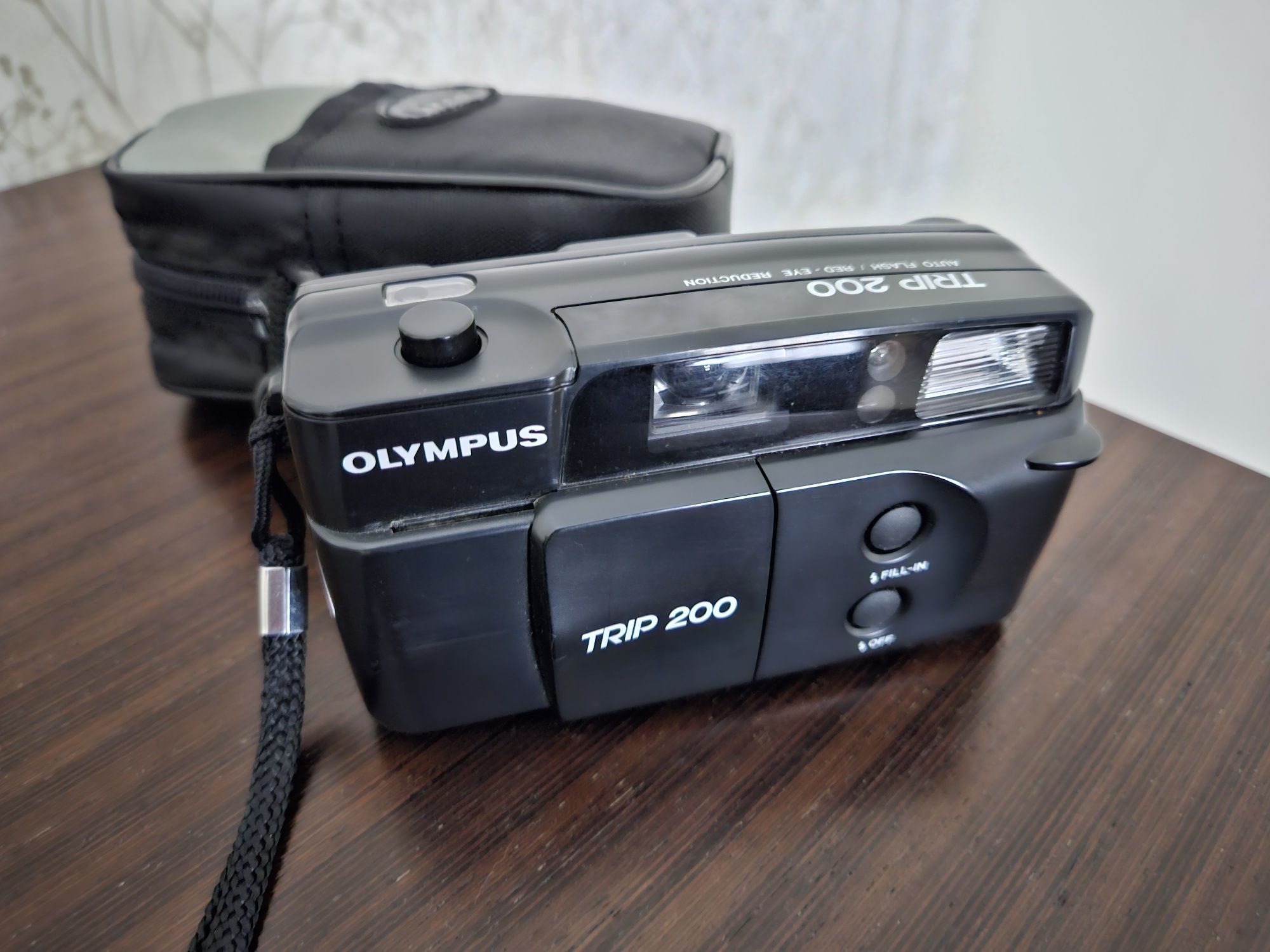 Máquina fotográfica Olympus
