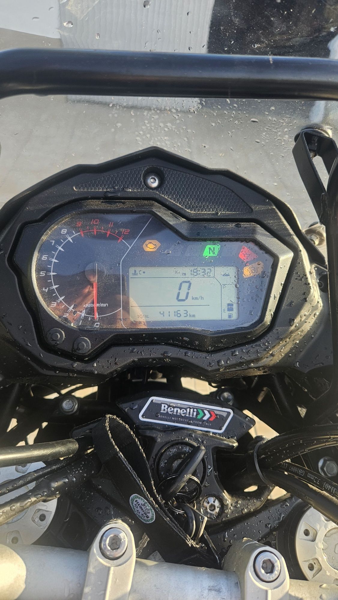 Benelli TRK 502x