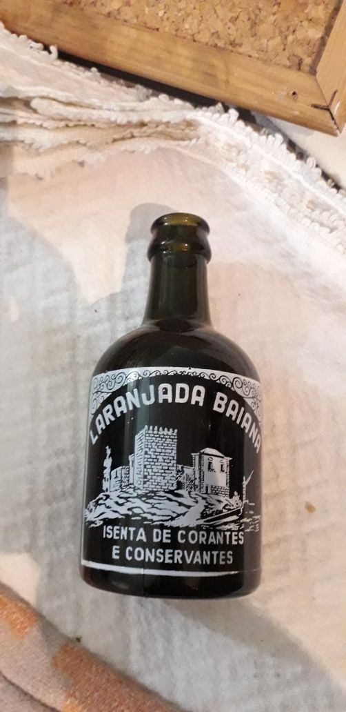 Garrafa pirogravadas potes