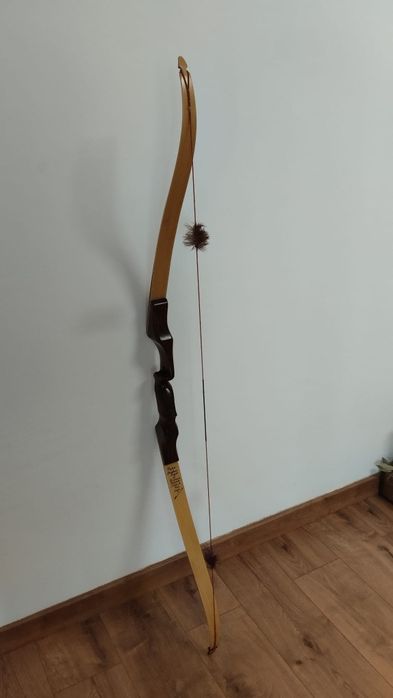 Arco recurvo Diomar(PUMA) 40#