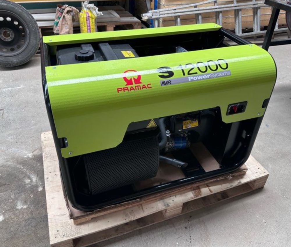 Gerador eletrico PRAMAC S12000 AVR 12kVA – Novo,Trifásico e Monofásico