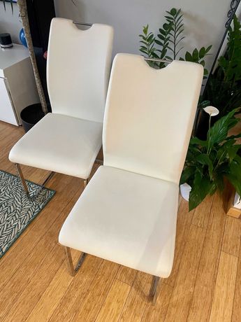 4 białe krzesła ekoskóra