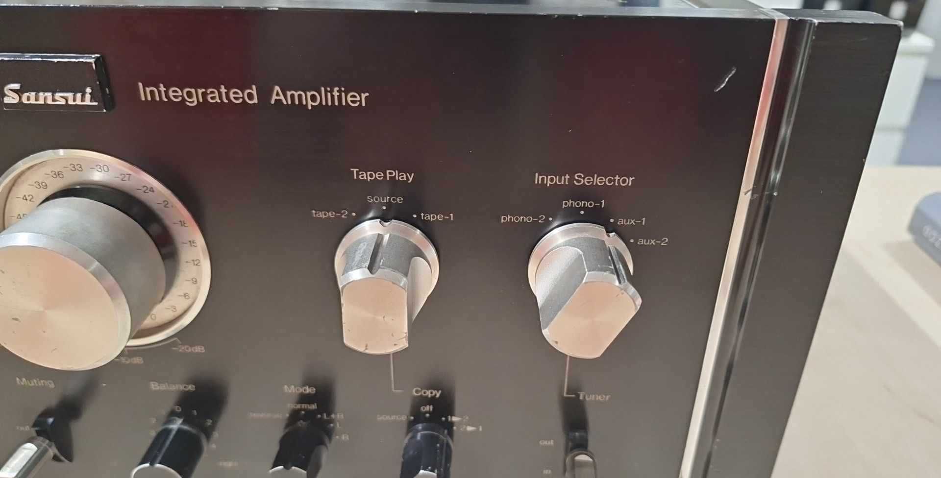 Wzmacniacz Sansui AU-9900
