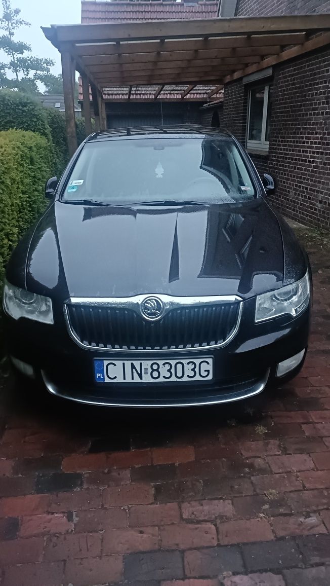 Superb 2  automat  DSG 2.0 Tdi I40 km