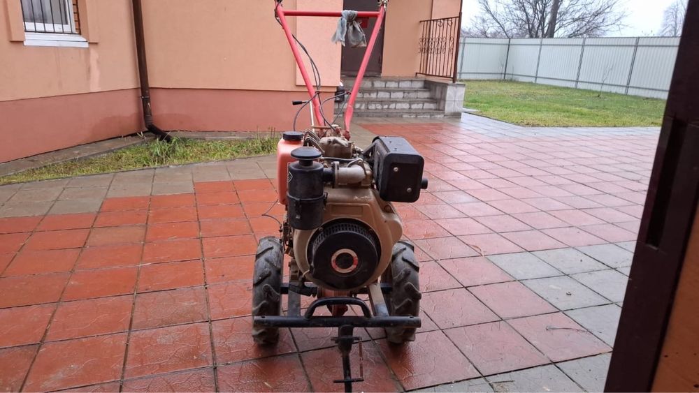 Продам мотоблок Булат