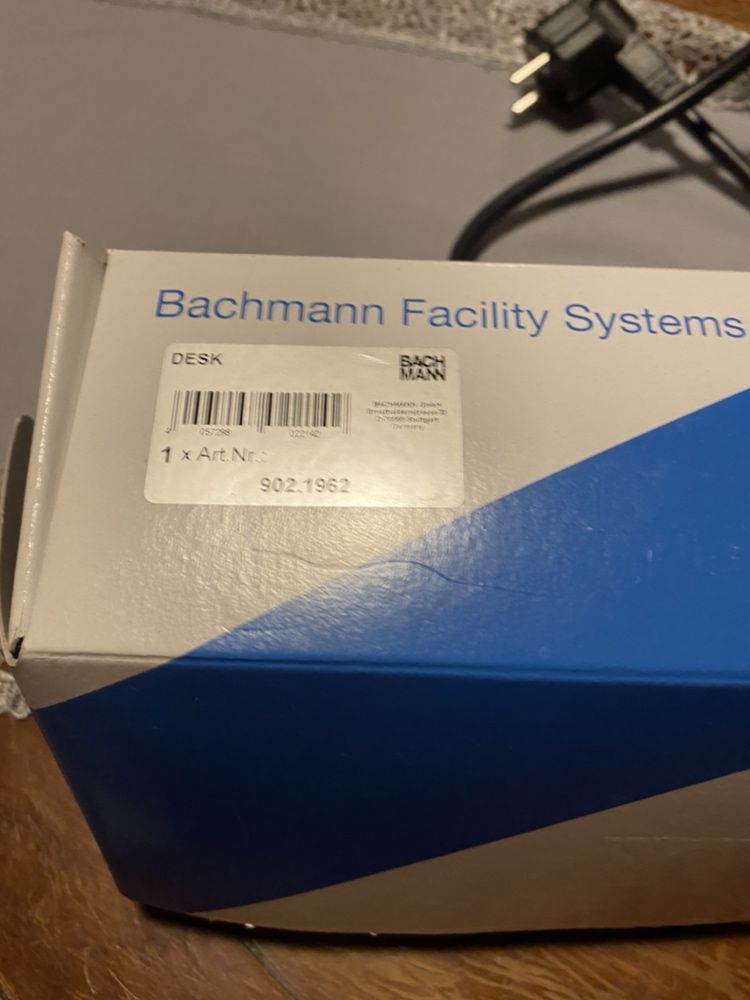 Bachmann desk listwa zasilająca z portem usb, ładowarka