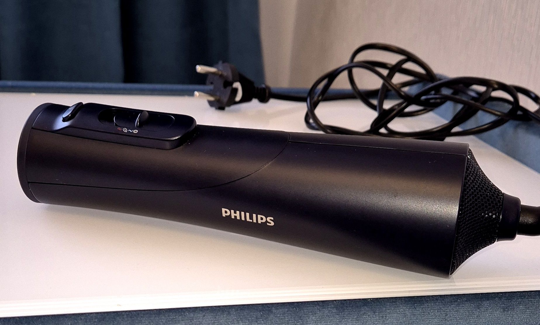 Фен-щітка Philips серії 5000 BHA530/00