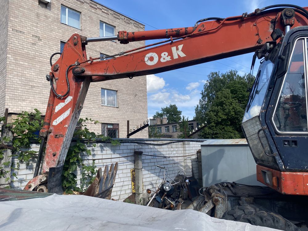 продам єкскаватор O&K срочно jcb,caterpiller