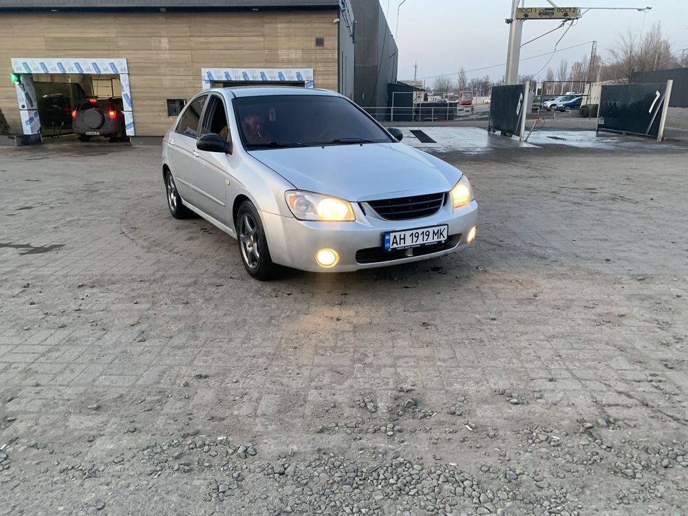 Kia cerato 2005 1.6 бензин