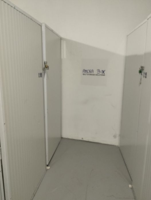 Arrumos/self storage/ armazém