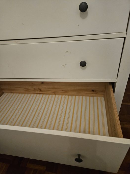 Comoda branca Ikea