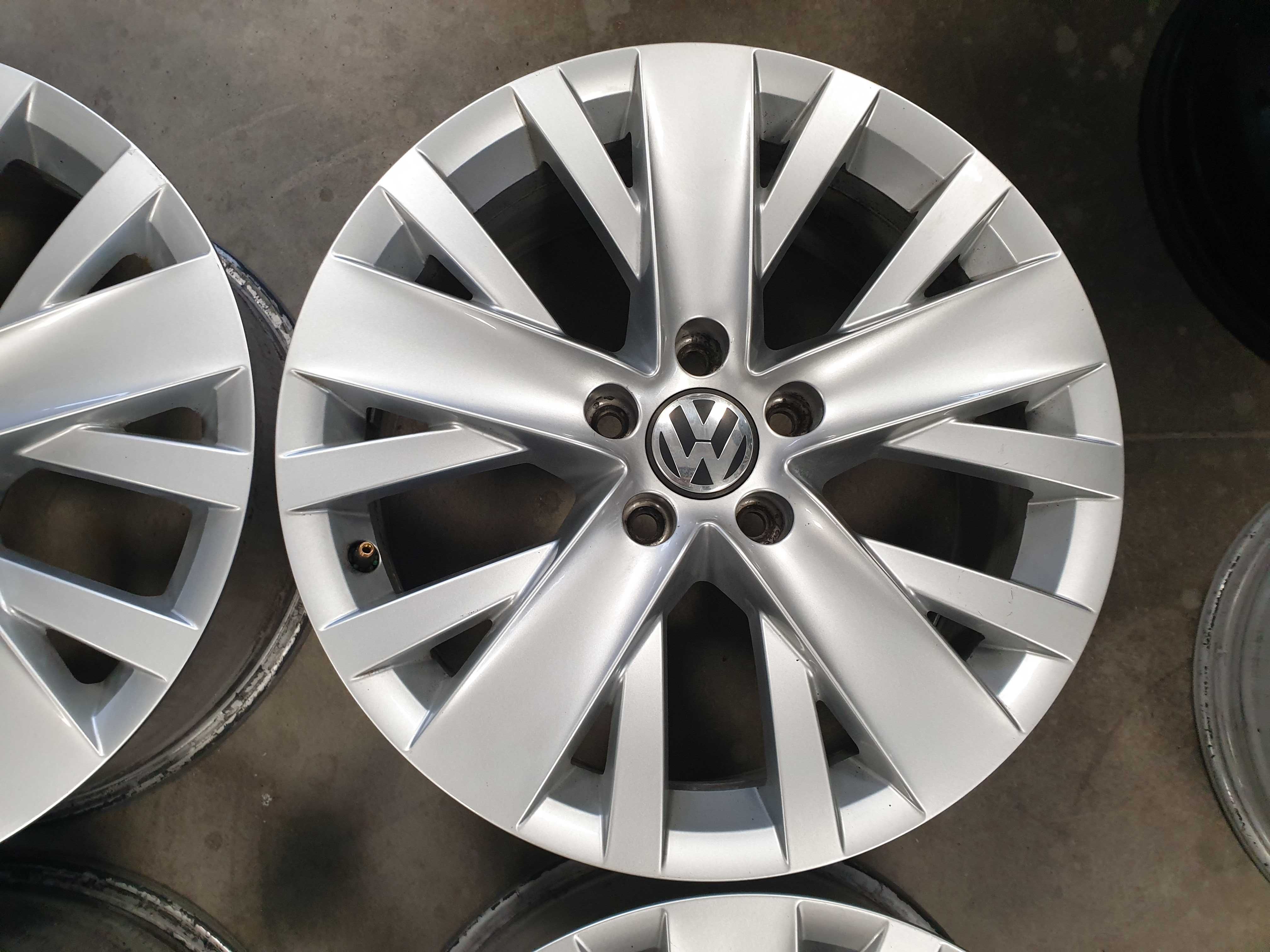 Alufelgi 17" 5x112 VW Passat B6 B7 B8 CC Golf VII Caddy Touran Tiguan