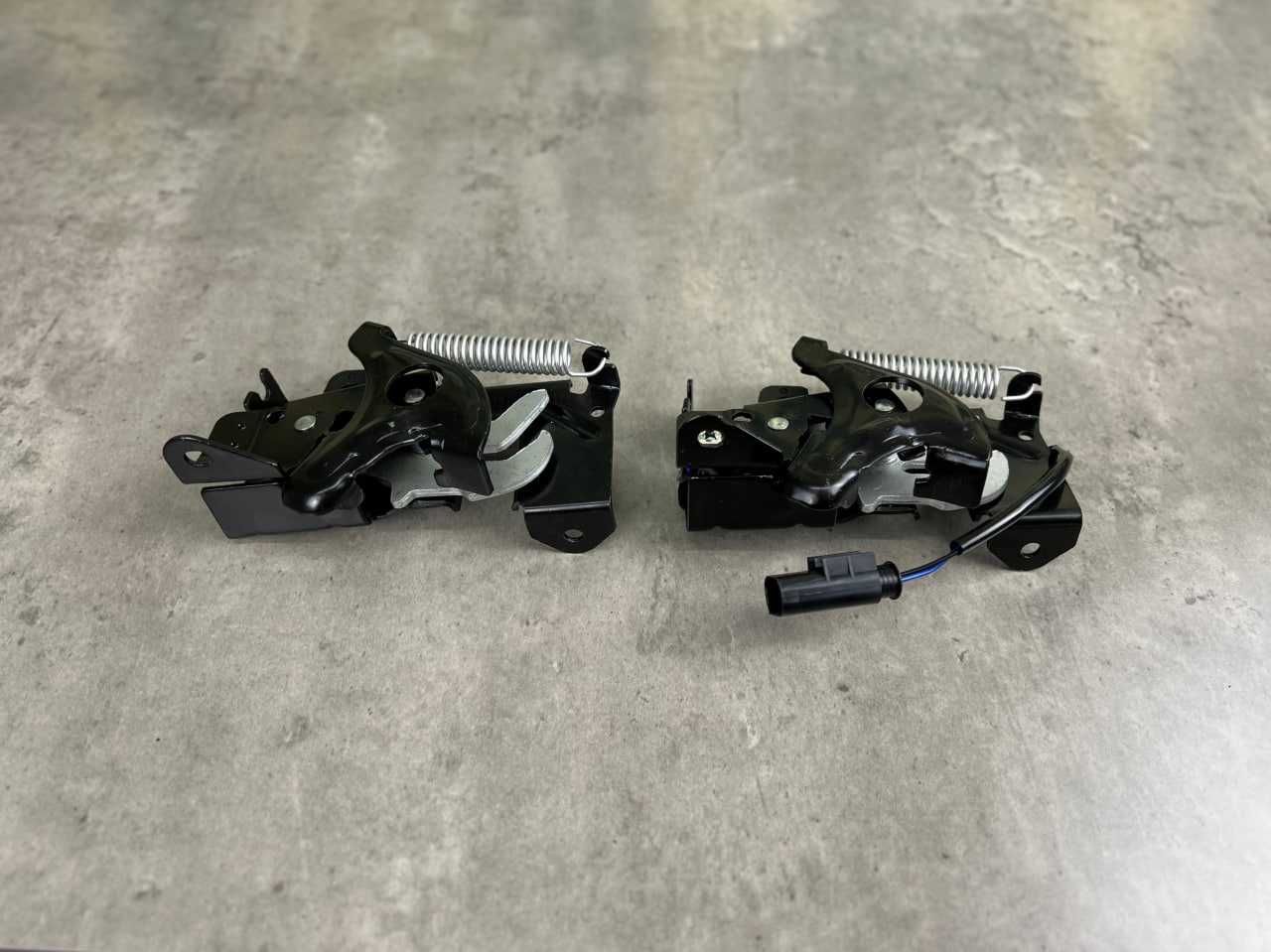 Замок капоту BMW 3 (F30/F31) 51237242548 / 51237242549