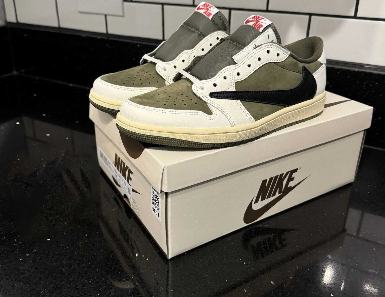 Jordan 1 Retro Low OG SP Travis Scott Olive R.40
