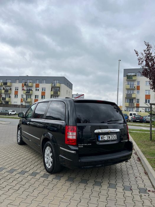 Chrysler Town& Country 2.8 Diesel•Automat•Kamera•7 osób •Xenon•Zamiana