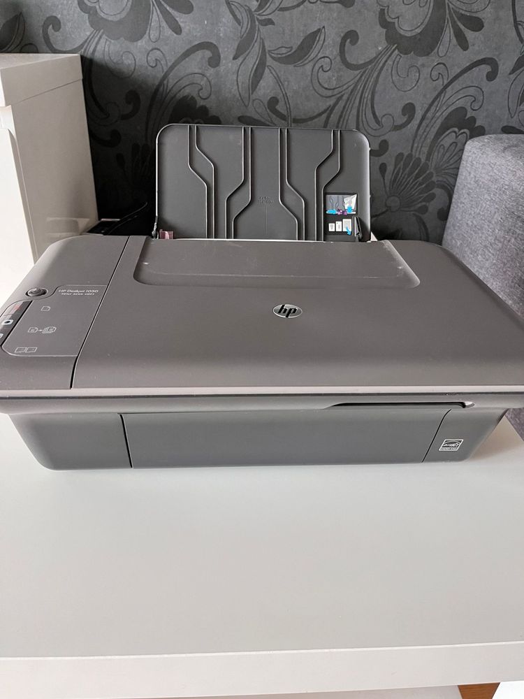 Urzadzenie wielofuncyjne 3w1 HP DeskJet 1050