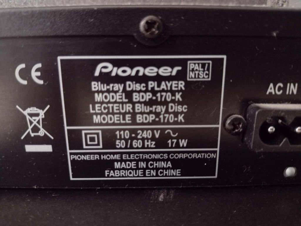 Pioneer Kino domowe. Amplituner  z odtwarzaczem Blue Ray