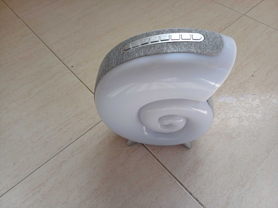 Coluna bluetooth com relogio