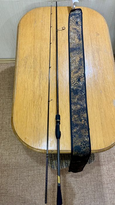 Спінінг Azura 24 Fortran 83MH в ідеальному стані