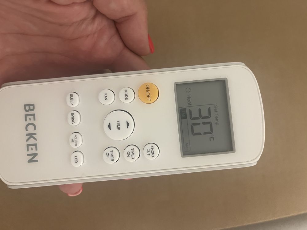 Ar Condicionado Portátil BECKEN BAC4255 (23 m² - 12000 BTU - Branco)