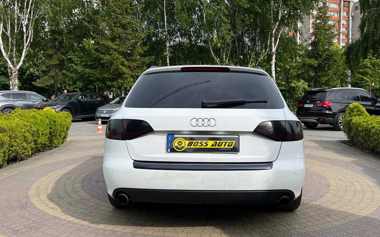 Audi A4 2009 року