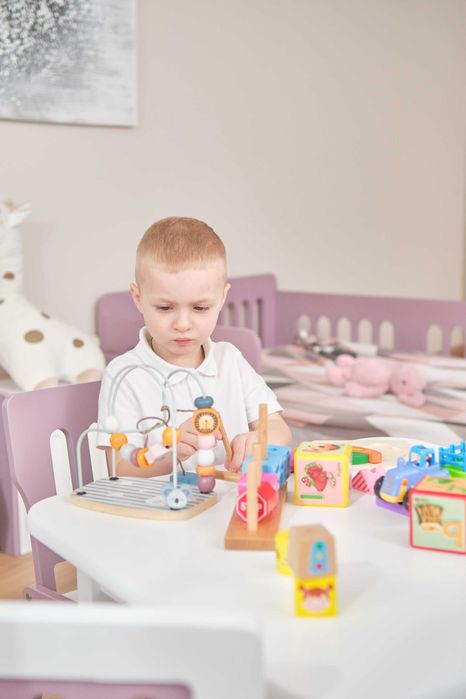 Регульований стіл з стільцями/столик для творчості/стілець Лаванада