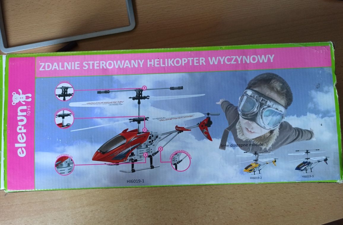 Zdalnie sterowany helikopter wyczynowy