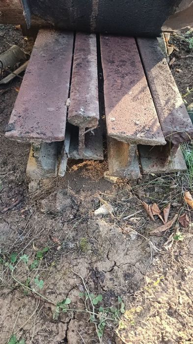 Продам рельси 4шт по 4м