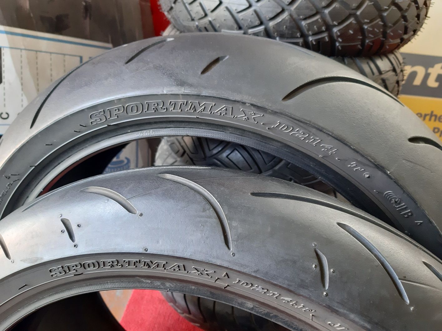 Мото 120/70 ZR17 + 190/50 ZR17 Dunlop Sportmax D214 из Германии