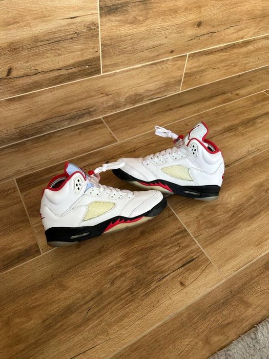 Nike Air Jordan 5 Retro