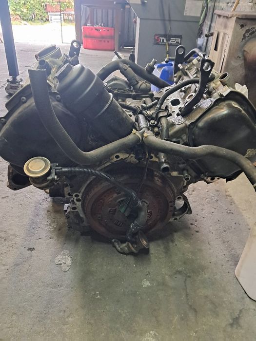 Silnik audi a6c6 2.4 FSI BDW (urwany zawor )