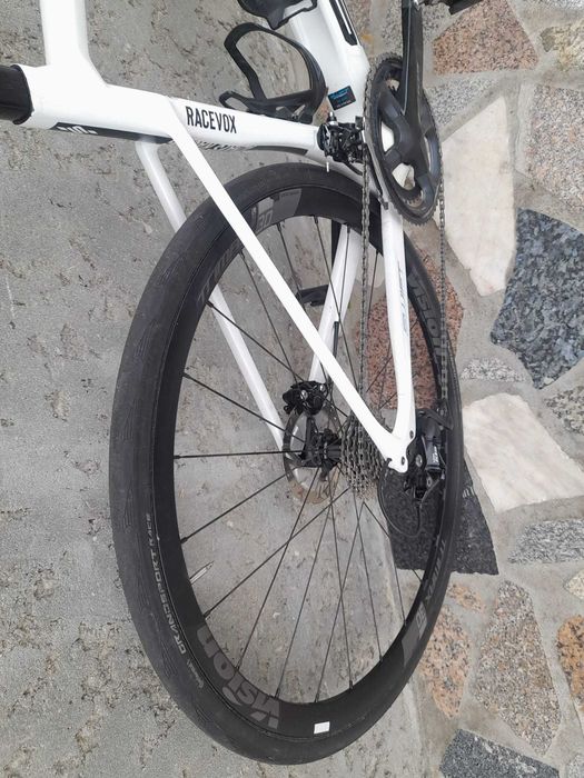 Bicicleta de corrida SWIFT